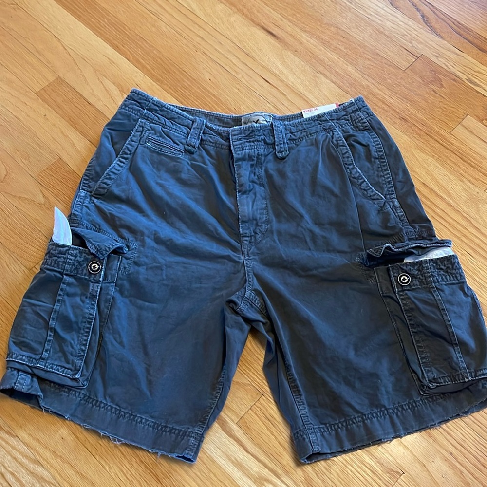 American Eagle NWT slate Grey shorts